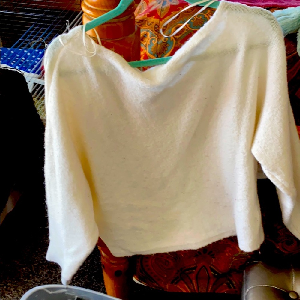 Off the shoulder